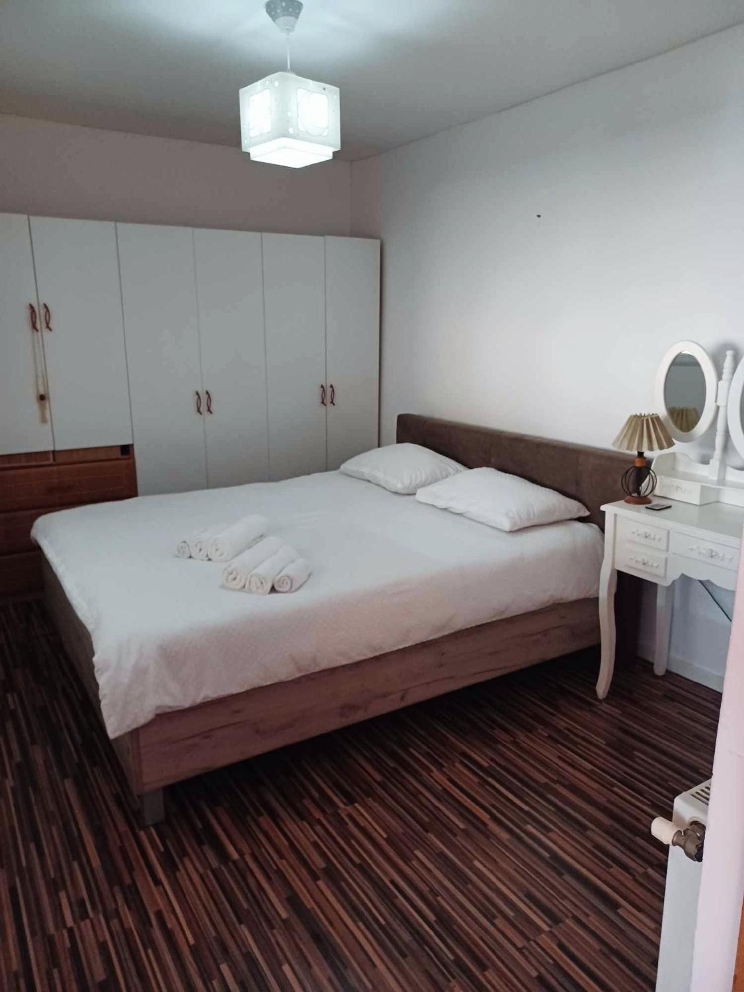 Parc Side Apartament Apartment Bistrita  Bagian luar foto